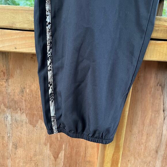 Allison Joy Evereve Liza Snake Side Piped Jogger Black Size L. NEW - Picture 6 of 11